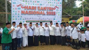 Peringati HSN 2023, Ribuan Santri Sekecamatan Puring Gelar Apel Dan Pawai Ta’aruf